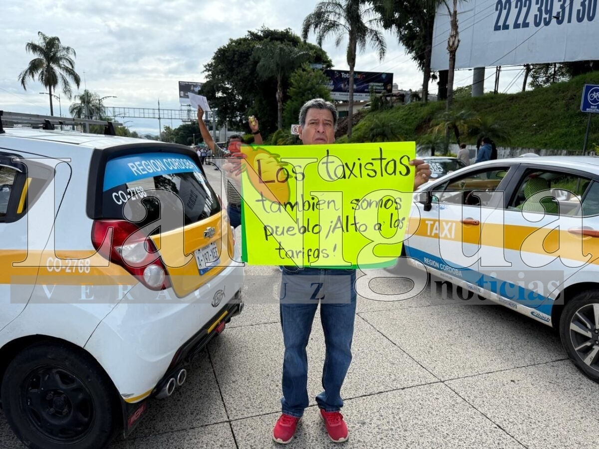 Bloqueos en todo el estado por parte de taxistas 47 img 20250728 wa00143359265434274993777