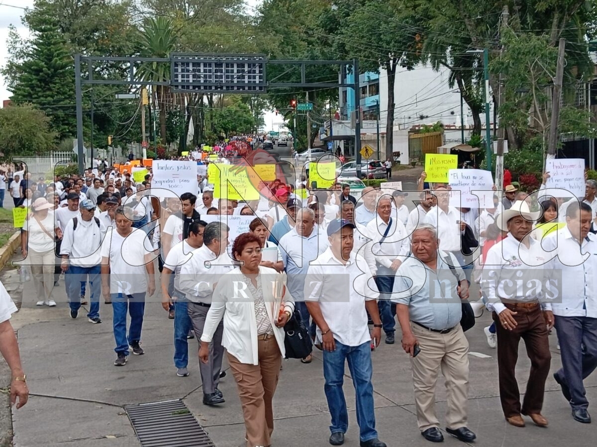 Bloqueos en todo el estado por parte de taxistas 16 img 20250728 wa00233835524820761287347