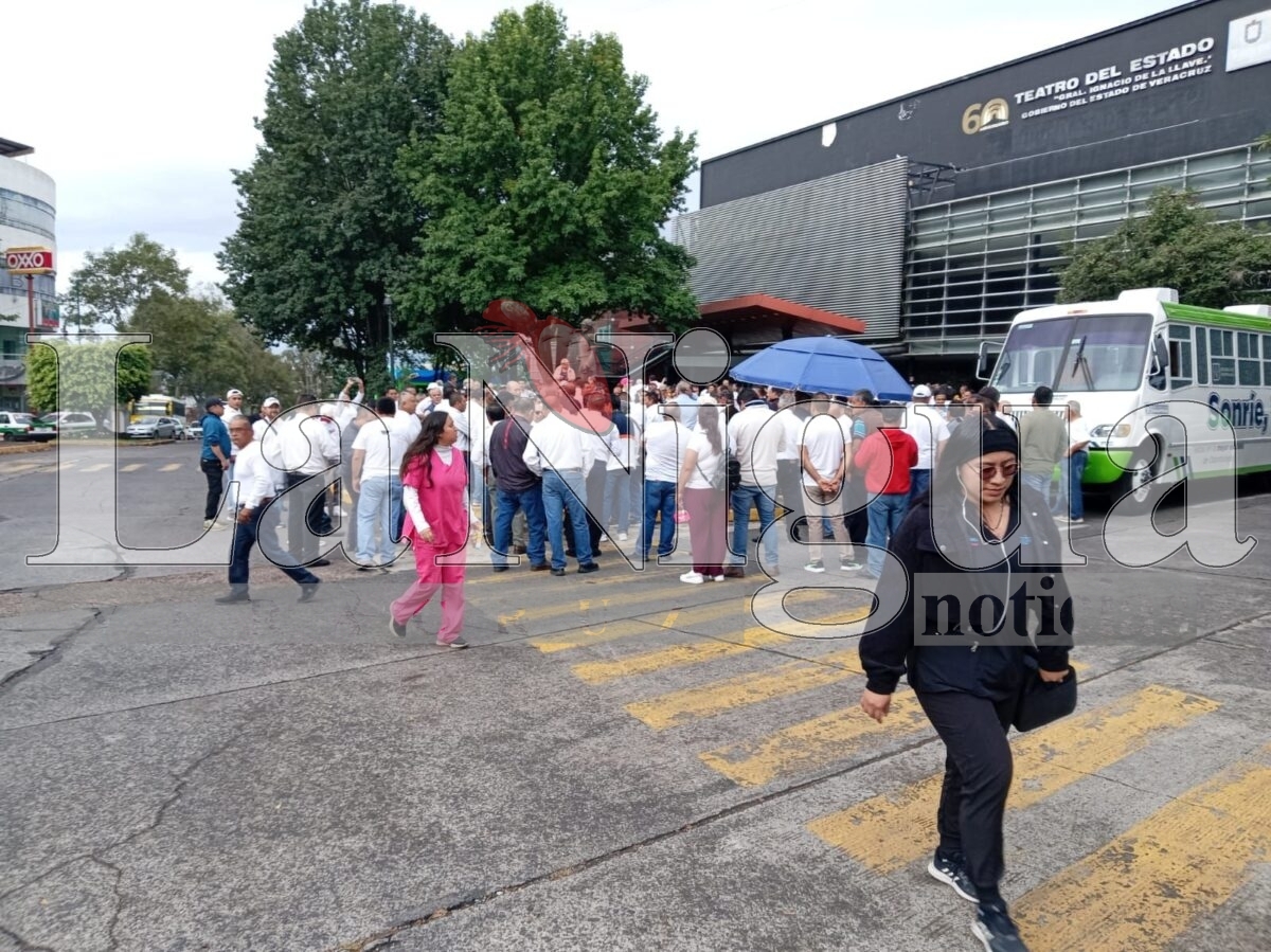 Bloqueos en todo el estado por parte de taxistas 33 img 20250728 wa00419024775453839822730