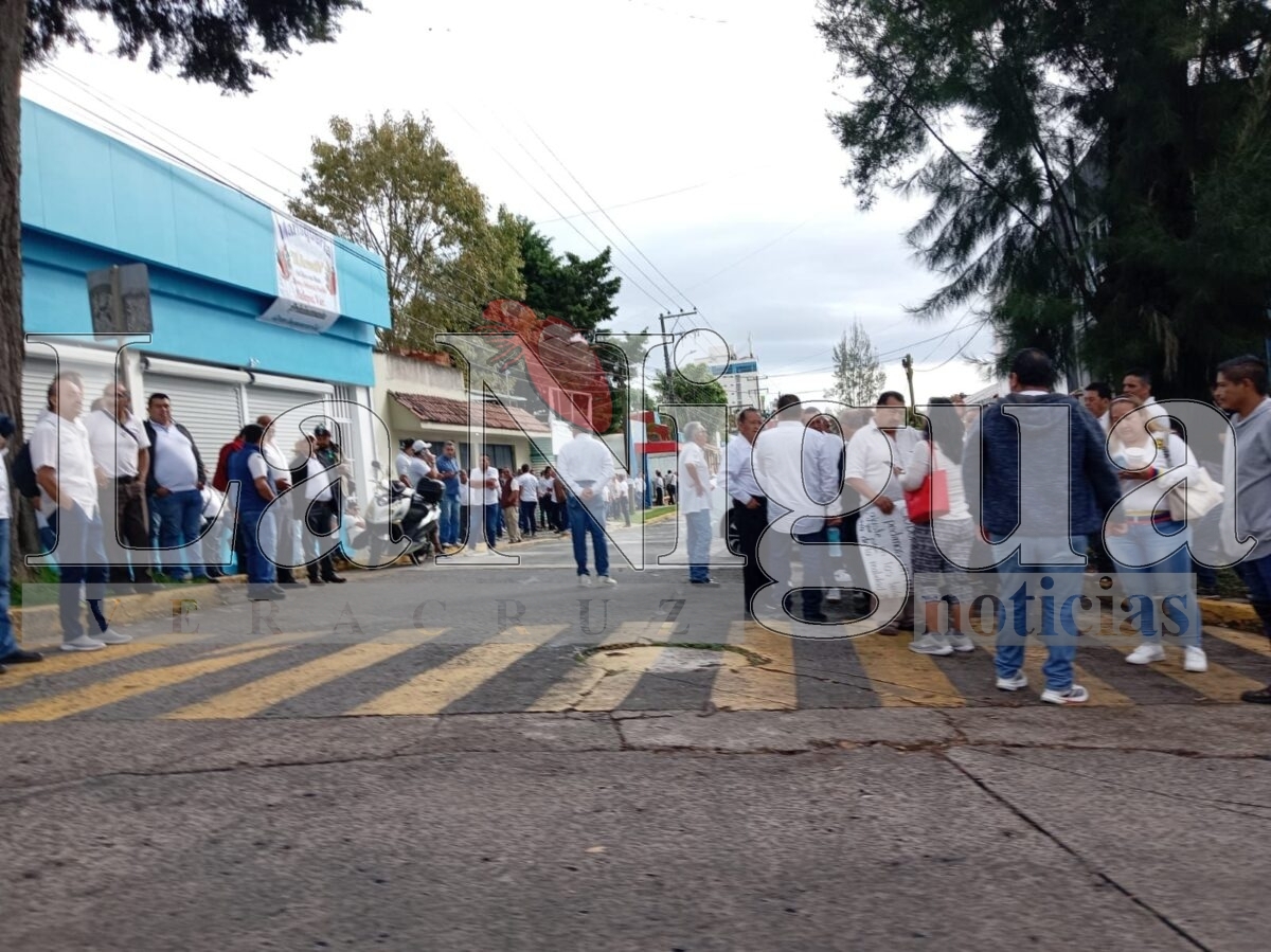 Bloqueos en todo el estado por parte de taxistas 30 img 20250728 wa00432422310316392002329