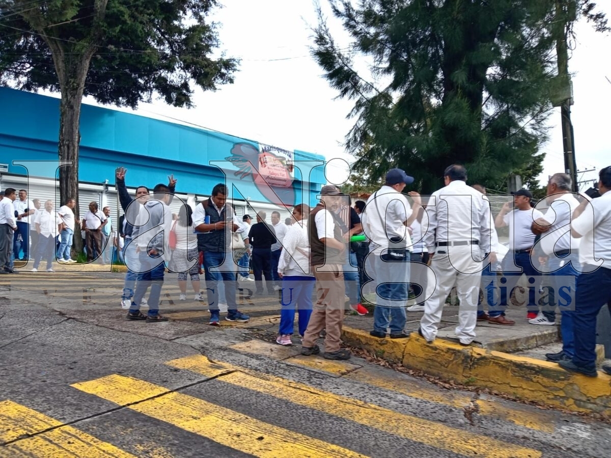 Bloqueos en todo el estado por parte de taxistas 29 img 20250728 wa00446559660544141558325