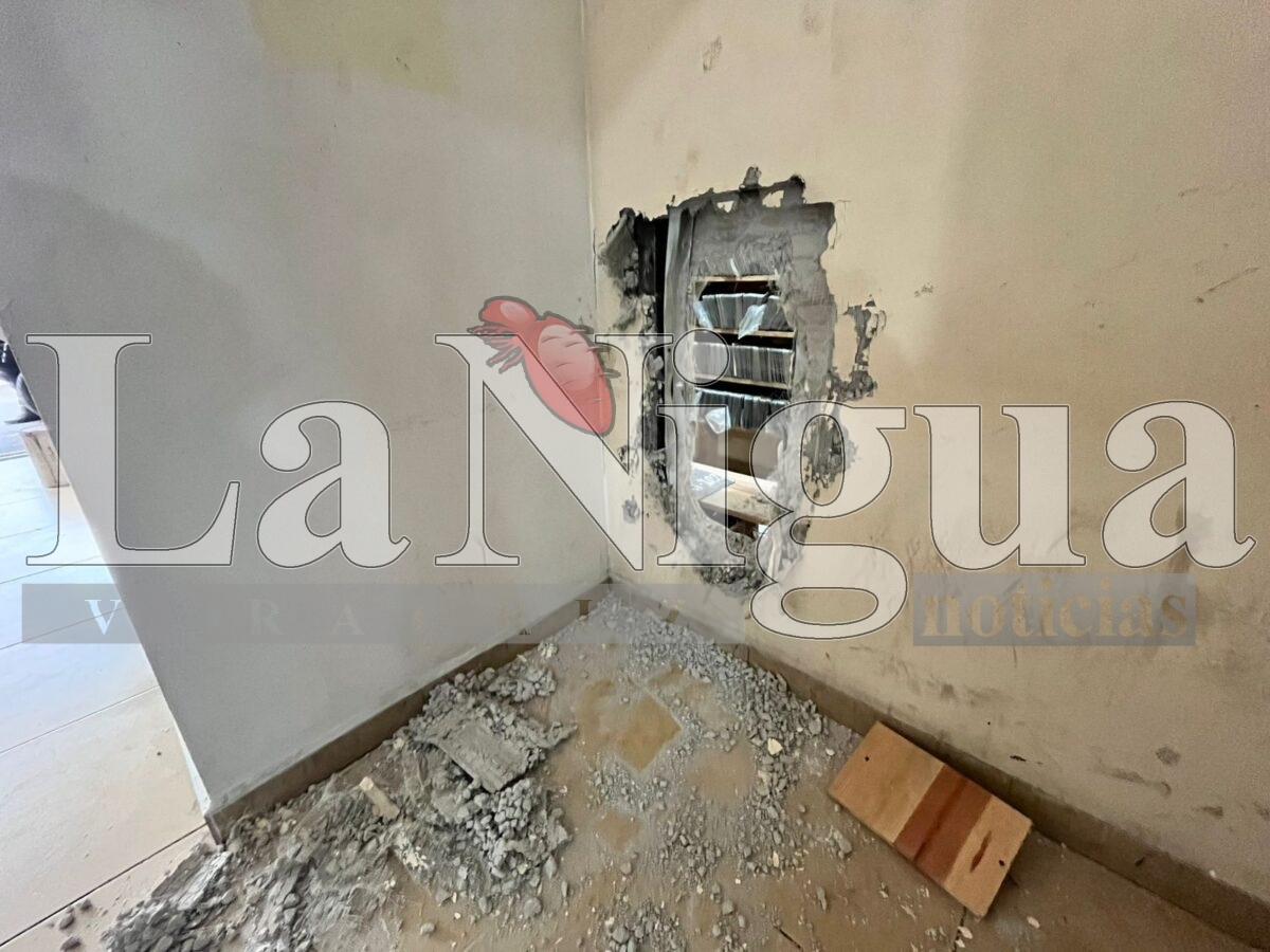 Presunto robo en oficinas de Hacienda del Estado en Acayucan 1 img 20250728 wa00737399891053439289626