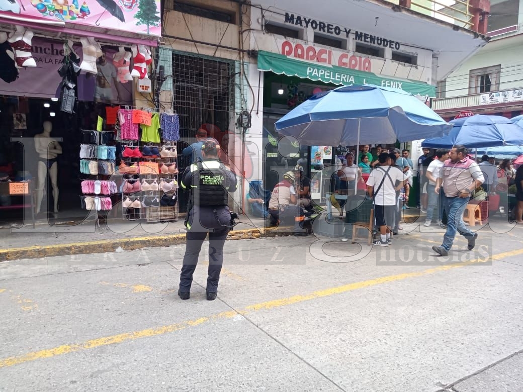 Tres trabajadores de Gas Atlántico resultan con quemaduras tras flamazo en cuartería de la zona del mercado en Córdoba 3 img 20250729 wa00467258268826569271584
