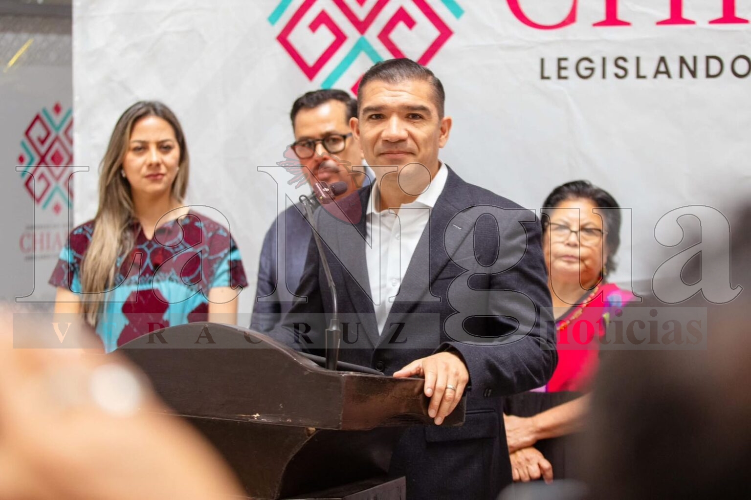 Gobernador de Chiapas impondrá medalla “Rosario Castellanos” al profesor veracruzano Natalio Hernández Hernández