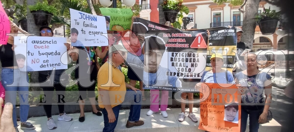 Familiares exigen aparición de Johan joven desaparecido en el puerto de Veracruz