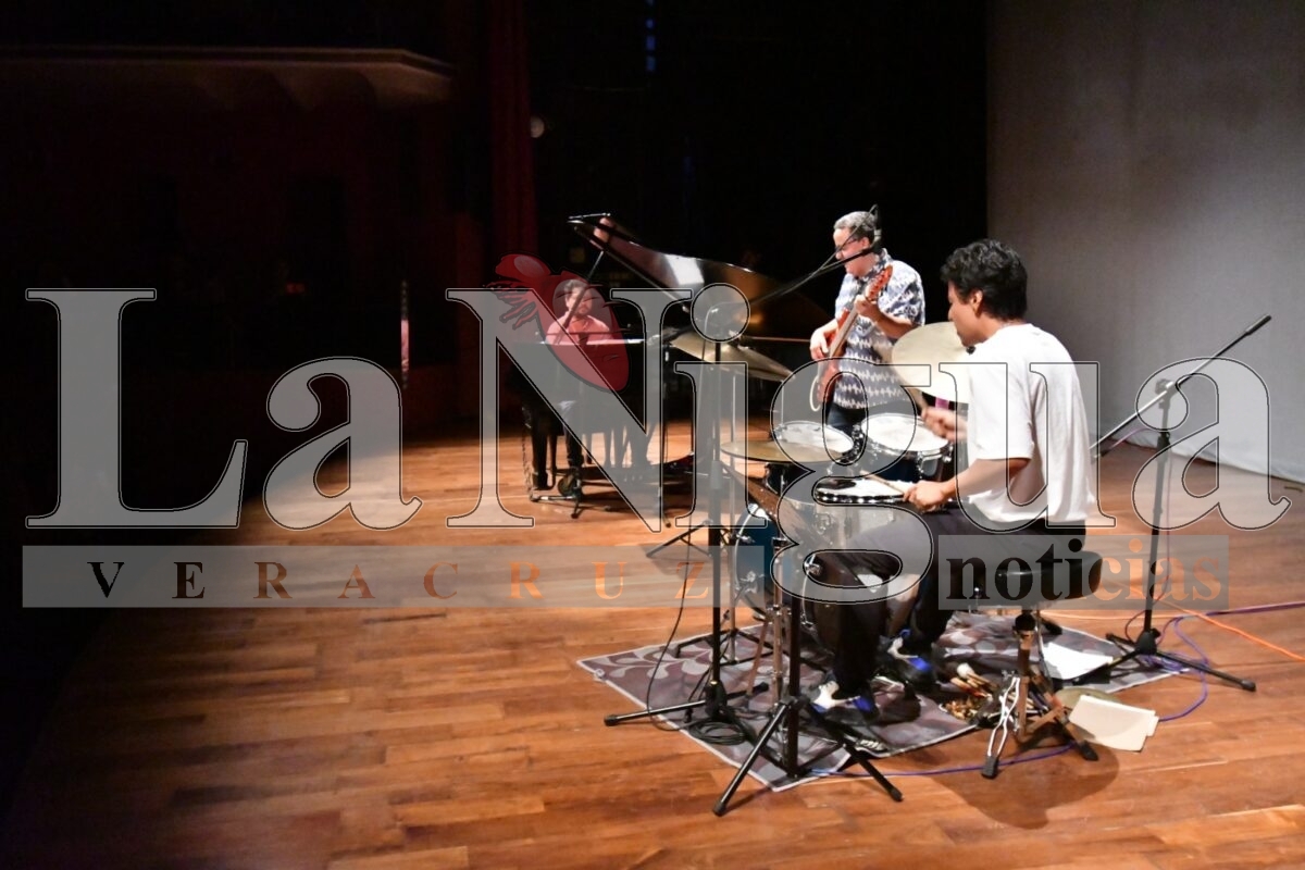 Inicia con éxito el Festival de Jazz Córdoba 2025 con la música de Paquito Cruz Trío