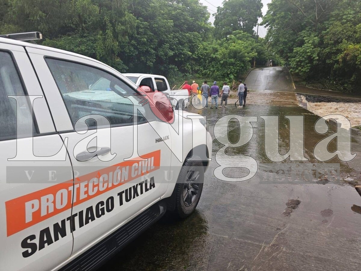 Santiago Tuxtla activa protocolos de emergencia tras intensas lluvias; río Tepango alcanza su capacidad máxima. 4 img 20250806 wa00196301087420330077665
