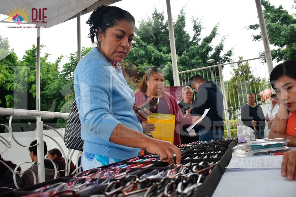 Capturan a lagarto en domicilio de Minatitlán; fue hallado entre plantas de ornato 1 img 20250806 wa01164765003746143837608