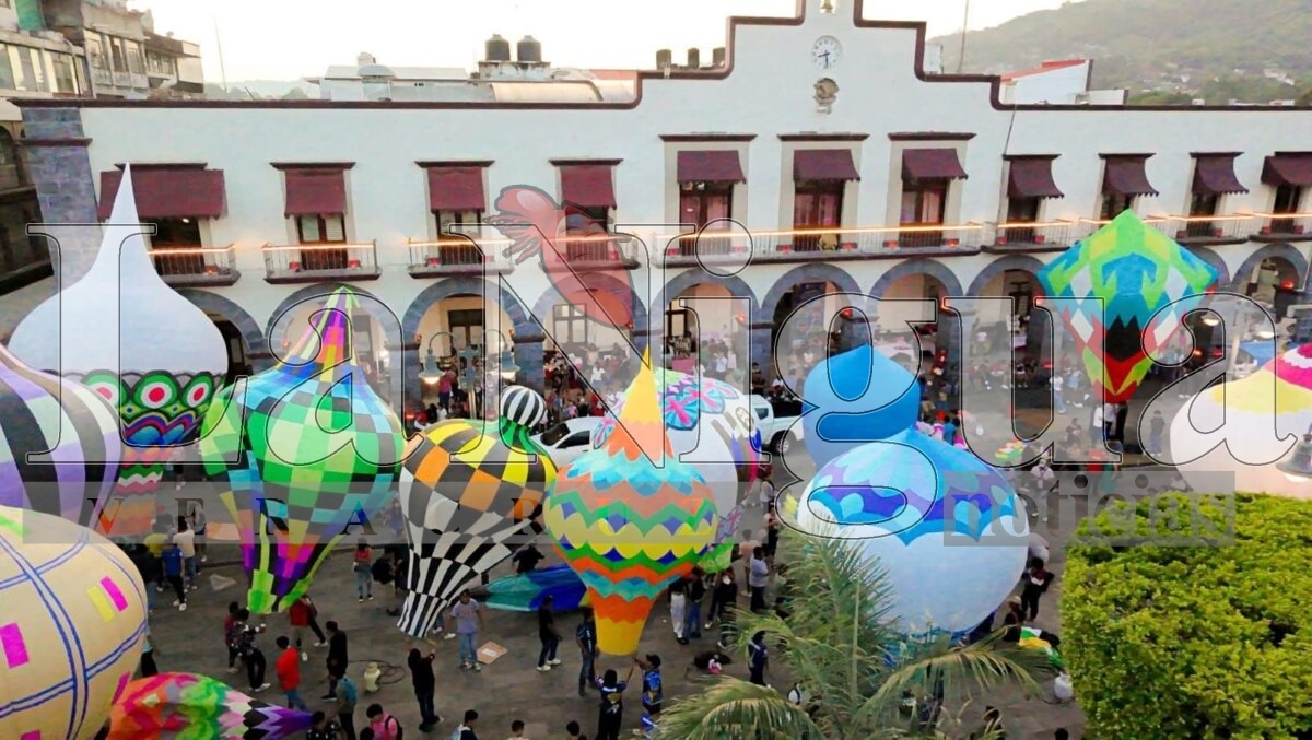 2da exhibición de globos del Festival internacional del Globo de Papel 2025 San Andrés Tuxtla 1 img 20250809 wa001533218287021497809