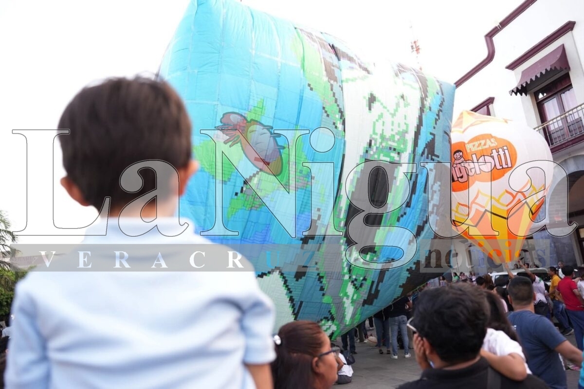 2da exhibición de globos del Festival internacional del Globo de Papel 2025 San Andrés Tuxtla 2 img 20250809 wa00167660249543639747609