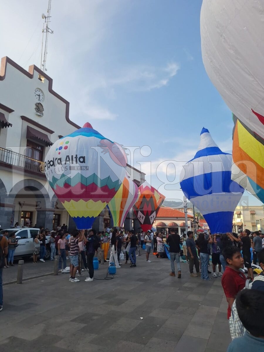 2da exhibición de globos del Festival internacional del Globo de Papel 2025 San Andrés Tuxtla 3 img 20250809 wa00186261949619733785827