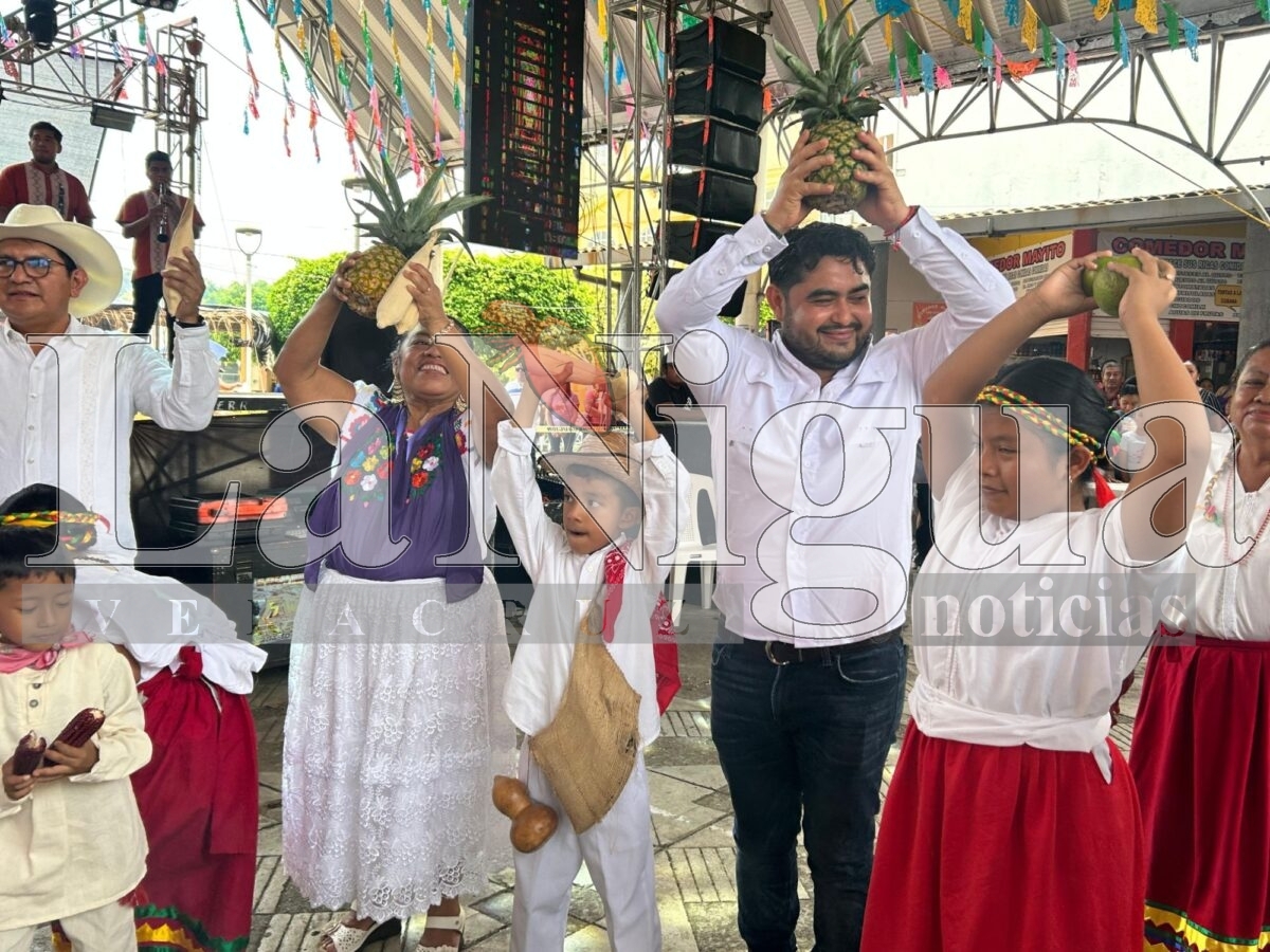 Playa Vicente celebra su herencia indígena en el 4º Encuentro Cultural “Orgullo Playavicentino”. 11 img 20250809 wa0109181004232458534242