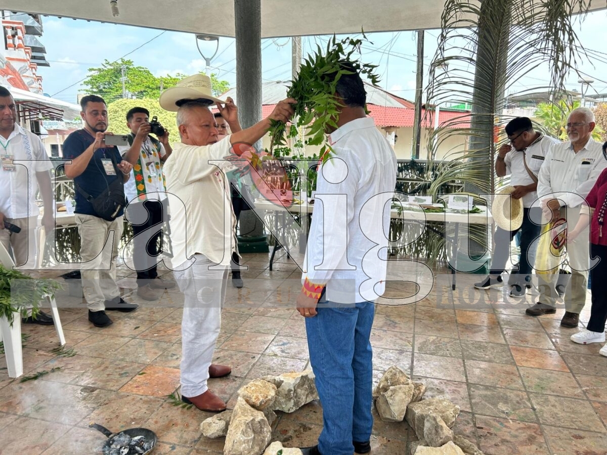 Playa Vicente celebra su herencia indígena en el 4º Encuentro Cultural “Orgullo Playavicentino”. 4 img 20250809 wa01167069422216078959967