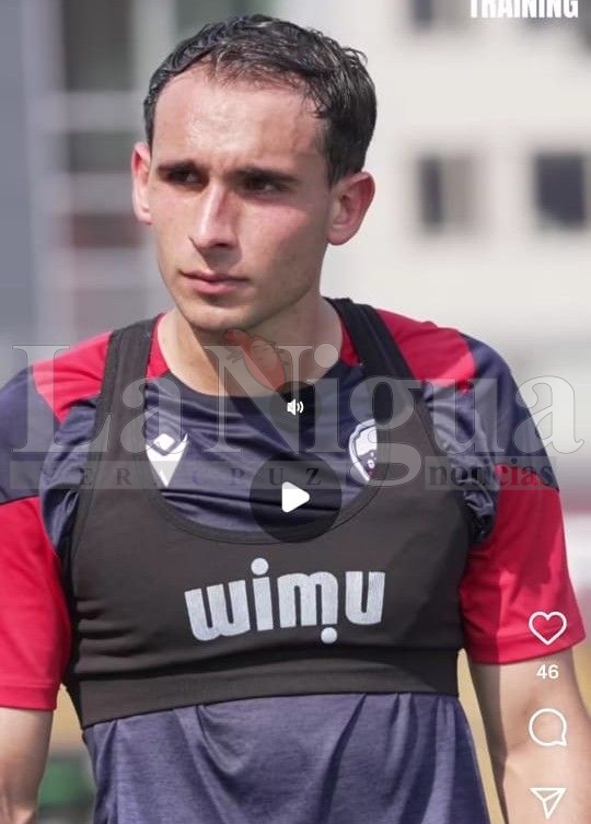 Toño Alvarez debuta con el Otawa de primera división 2 img 20250810 wa00051736838209424554537