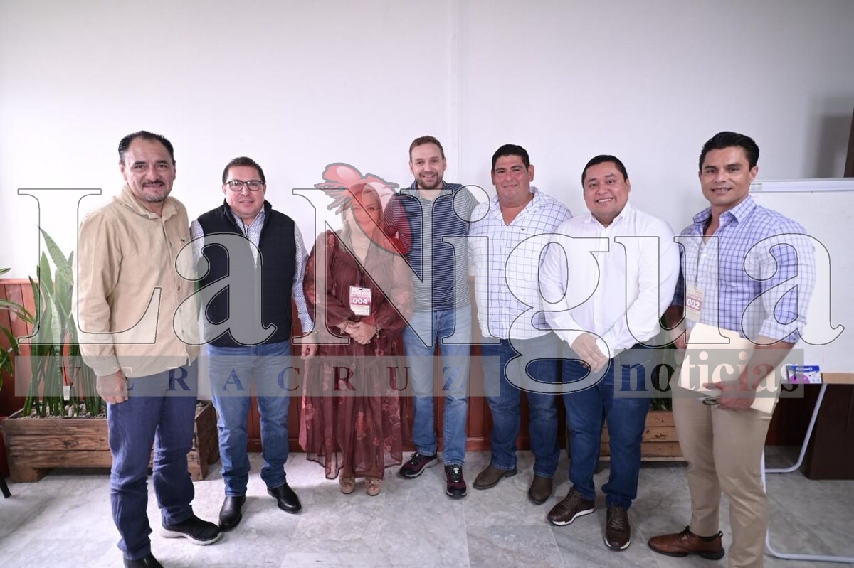 Atienden diputados a presidentes municipales electos de la Cuenca del Papaloapan