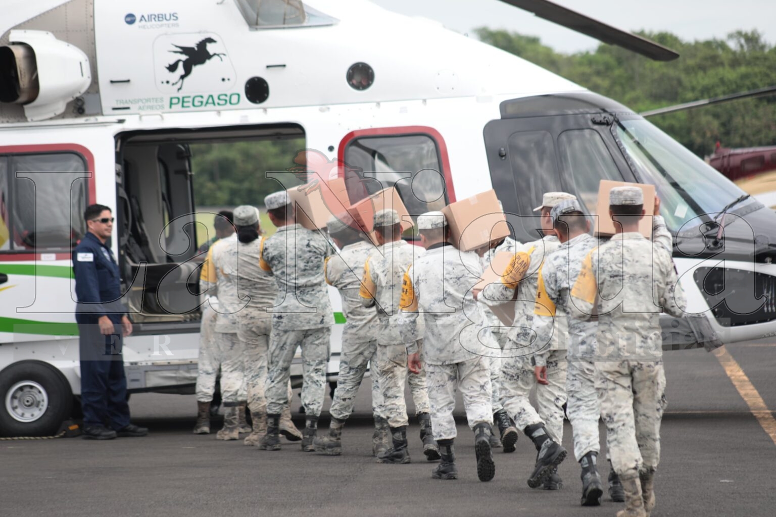 Marina despliega más de mil elementos en Veracruz para reforzar labores de recuperación tras inundaciones