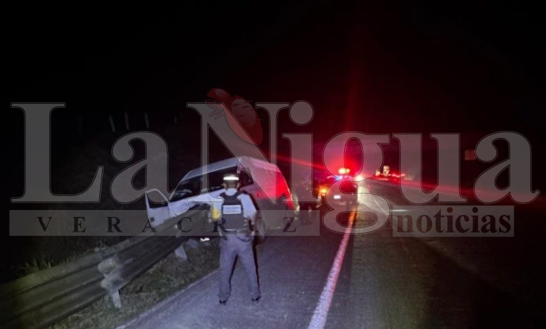 Fallece volutario del templo de Atoyac cuando regresaban de dar víveres en el norte del estado. Dos más resultaron heridos