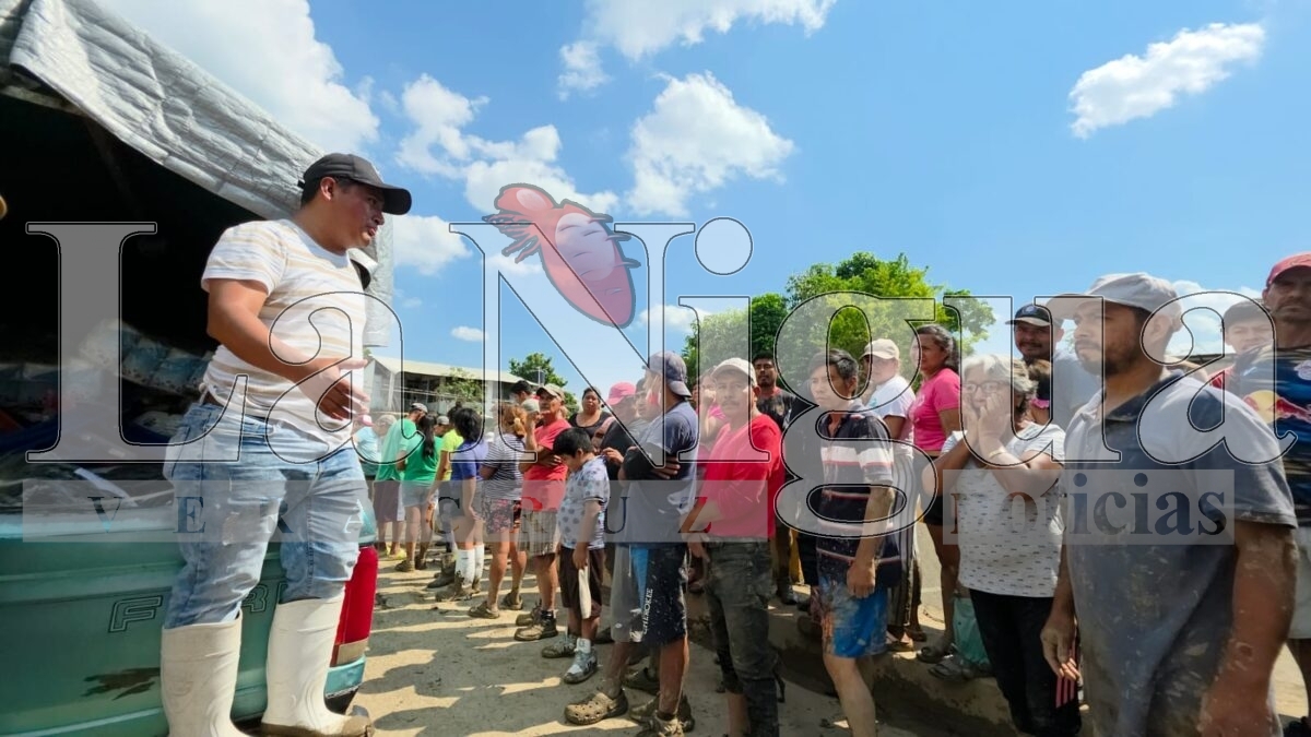 Ciudadanos de Nogales, encabezados por Libni Zuriel, llevan ayuda al norte de Veracruz