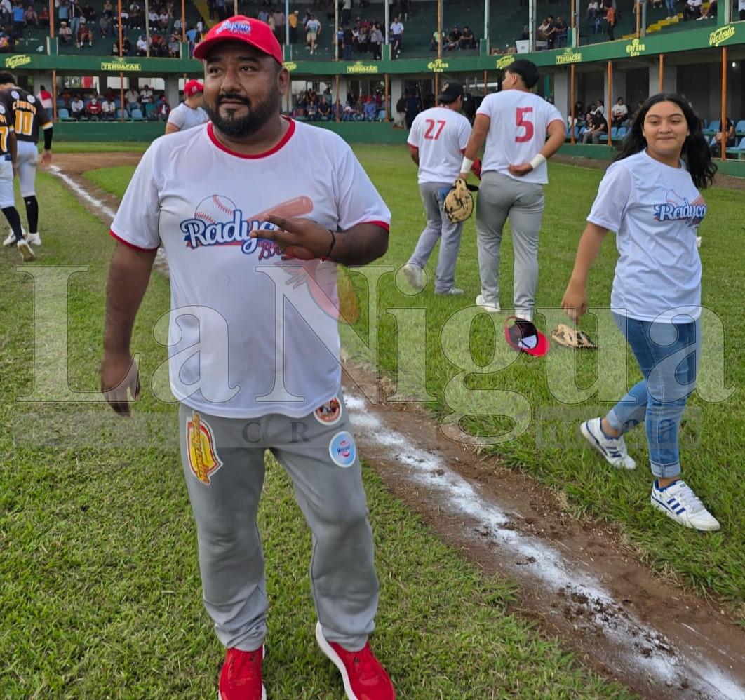 Ganó Radycom, Mendoza, Yanga y Victoria en el béisbol intersemanal