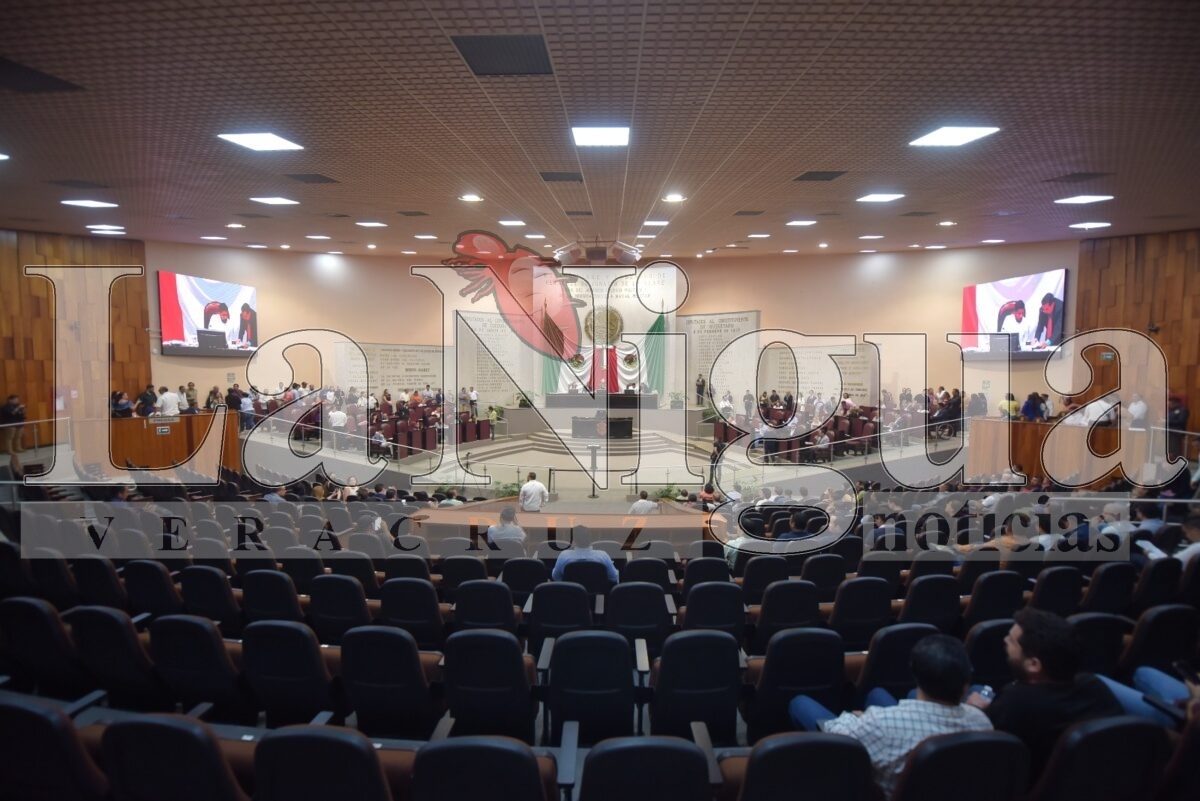 Designa Congreso a Gloria Sánchez Medalla “Heberto Castillo Martínez” 2025