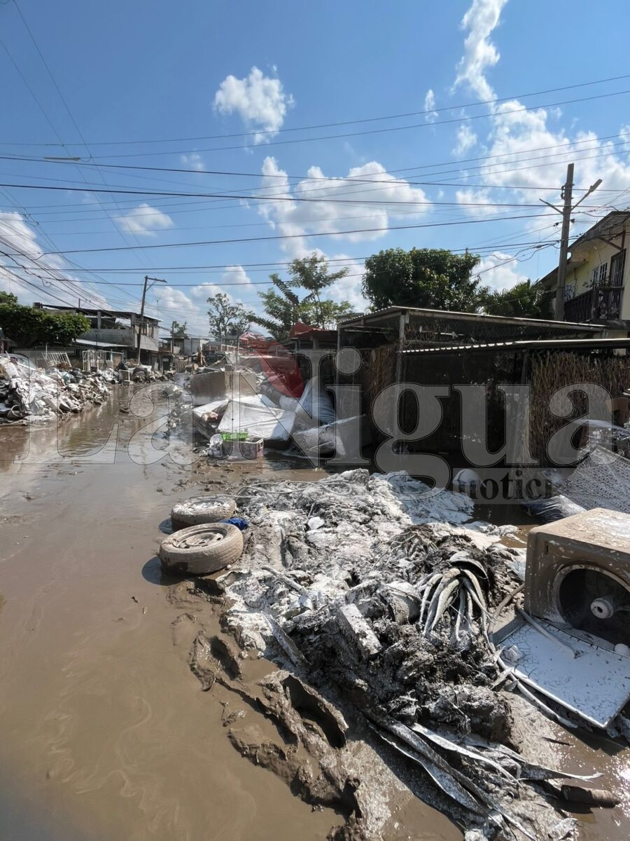 Nueve días después del desbordamiento, Gaviotas 1 sigue sin apoyo oficial 13 img 20251018 wa01111984539417741335100