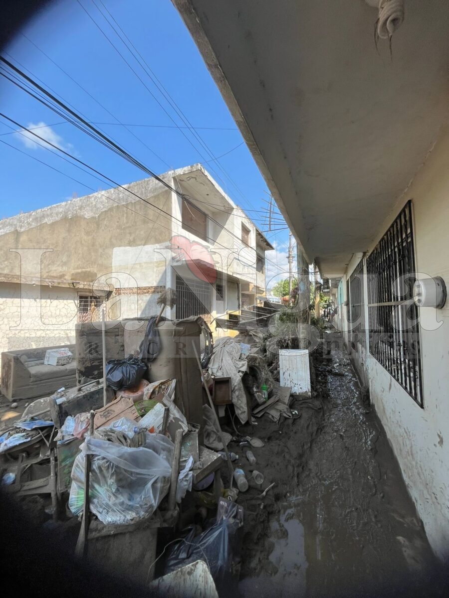 Nueve días después del desbordamiento, Gaviotas 1 sigue sin apoyo oficial 19 img 20251018 wa01161926623403926339451