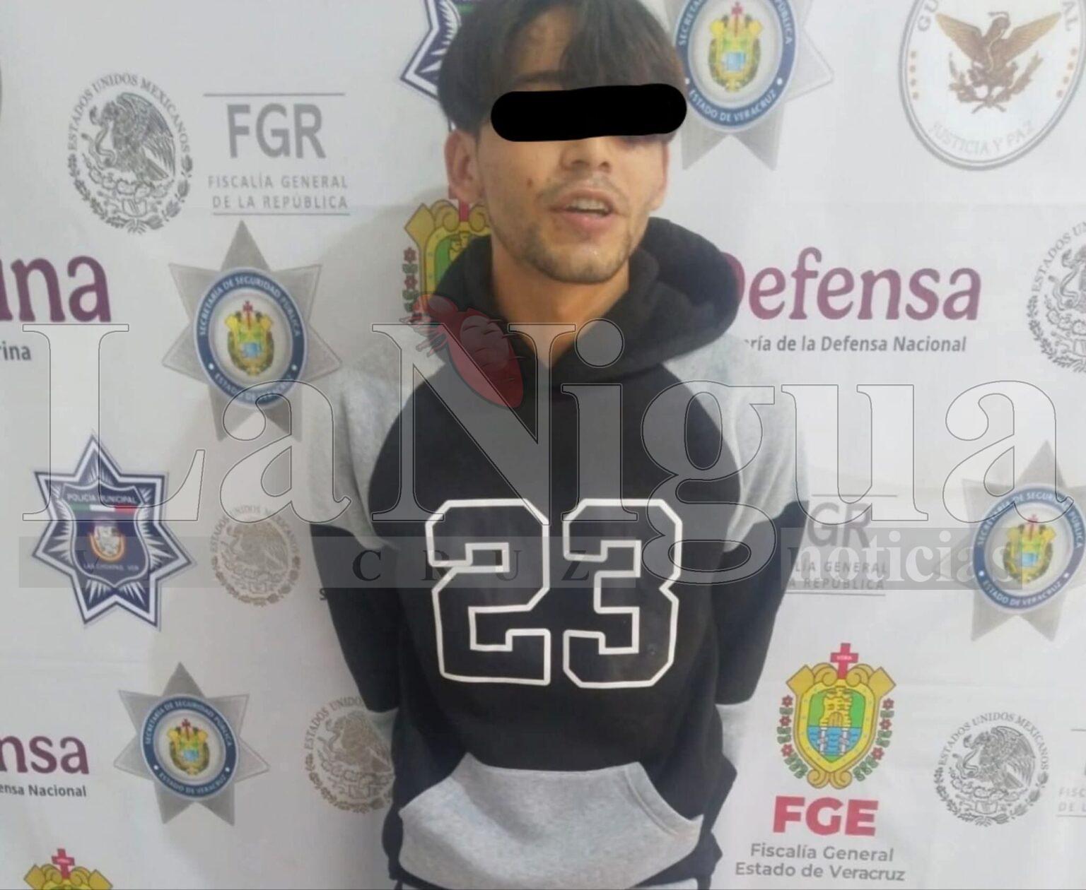 Detienen a joven con 23 dosis de “cristal” en Las Choapas; juez lo manda a prisión preventiva