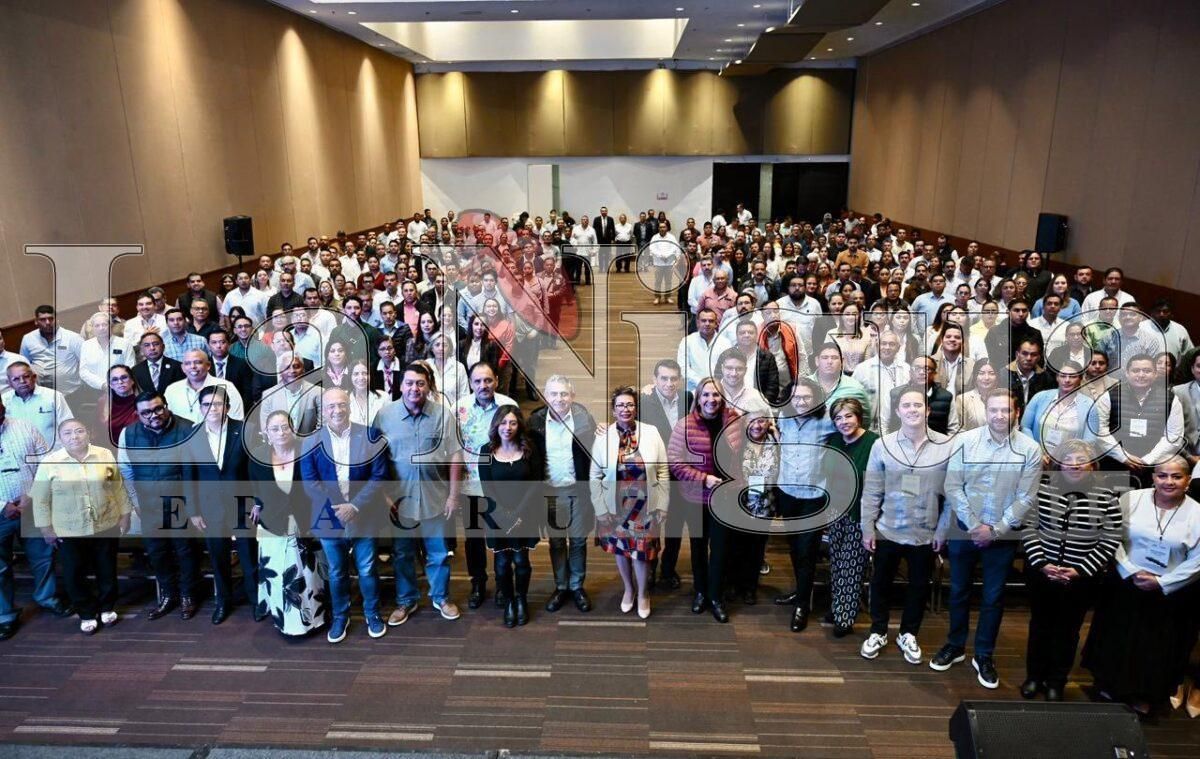 Exhorta Congreso a crear gobiernos municipales honestos y autocríticos