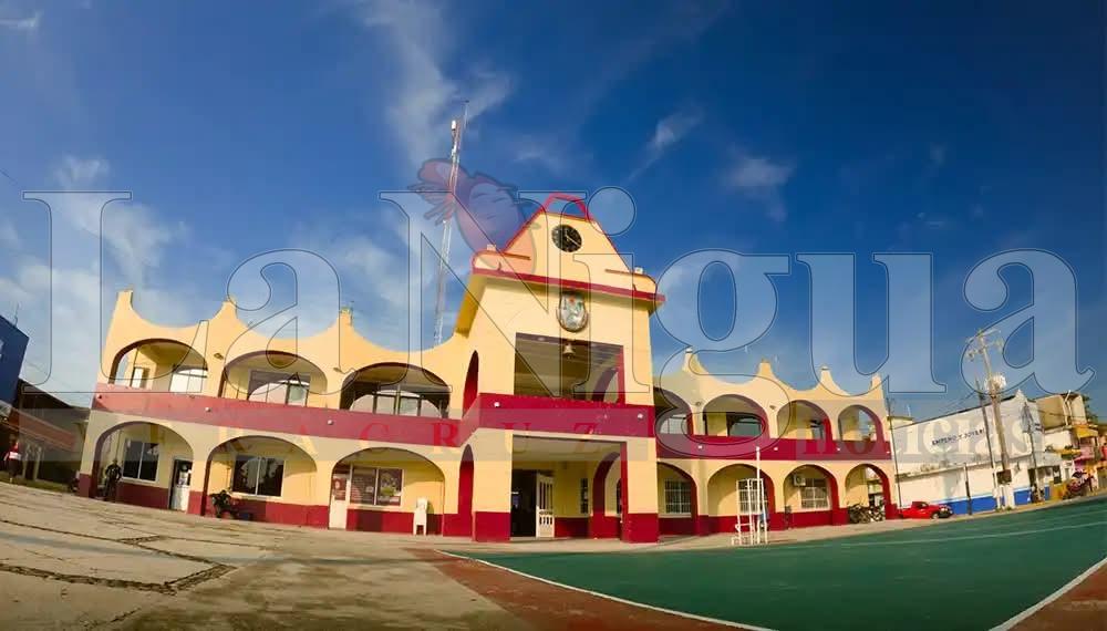 Exagentes y exsubagentes tomarán Palacio Municipal de Las Choapas este 20 de noviembre