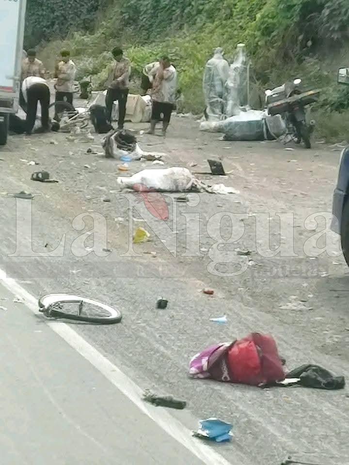 Arrollan a peregrinos de Quintana Roo en la autopista Tinajas-Cosamaloapan