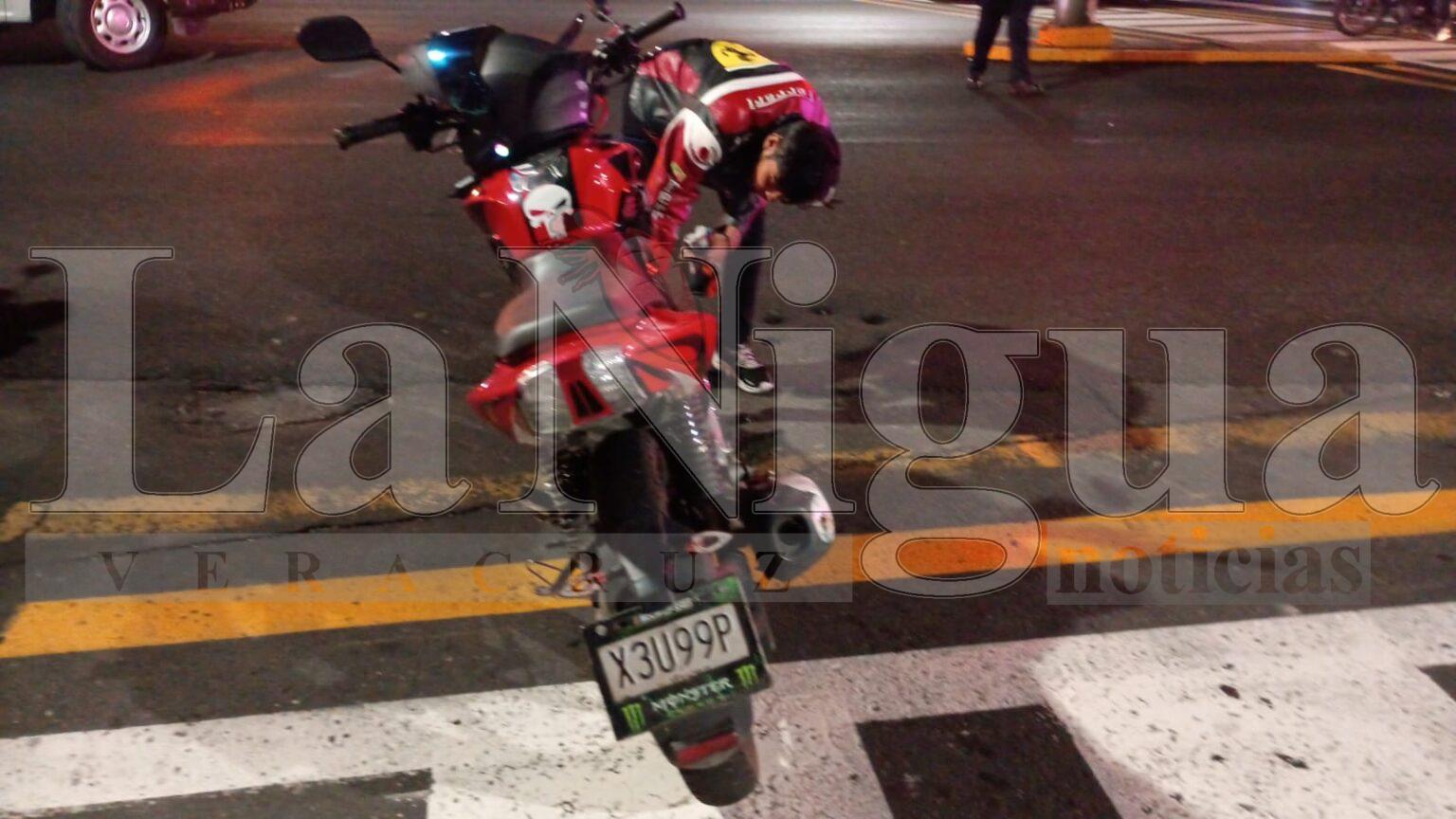 PATRULLA DE ORIZABA CHOCA A MOTOCICLISTA