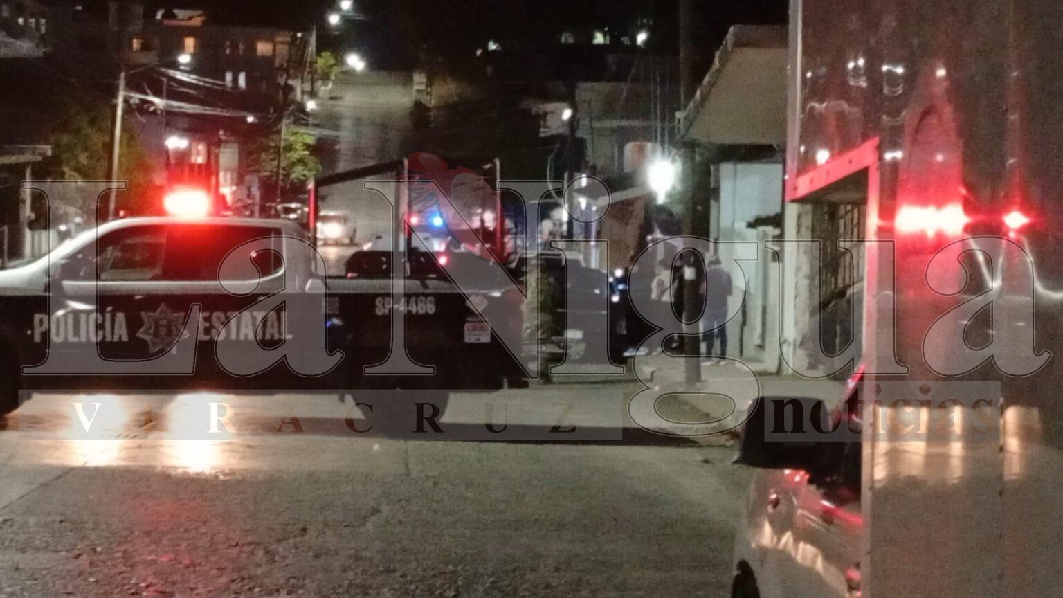 Acribillan a conductor dentro de su vehículo en zona centro de Tuxpan. Ocasionando una intensa movilización de los tres niveles de gobierno.