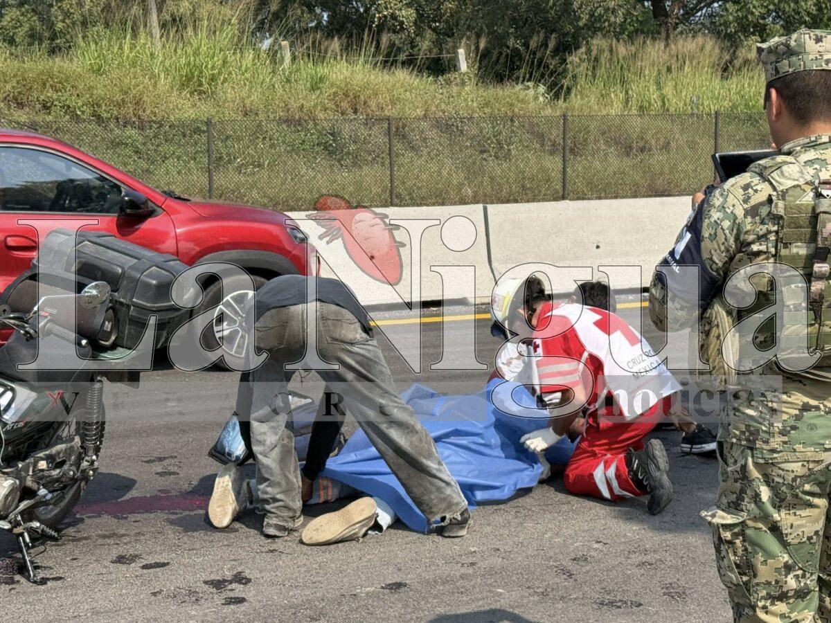 Motociclista pierde la vida en accidente sobre la Veracruz–Cardel; CR llega una hora después