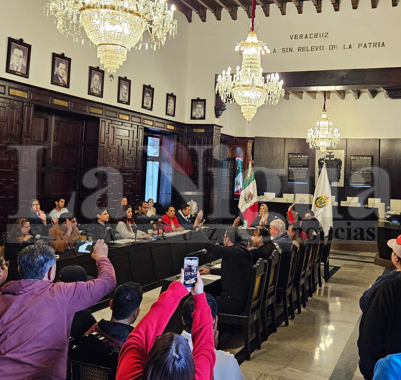 Pleito en Cabildo de Veracruz por pago con aumento de más de 73 millones de pesos a Sindicado de Limpia Pública