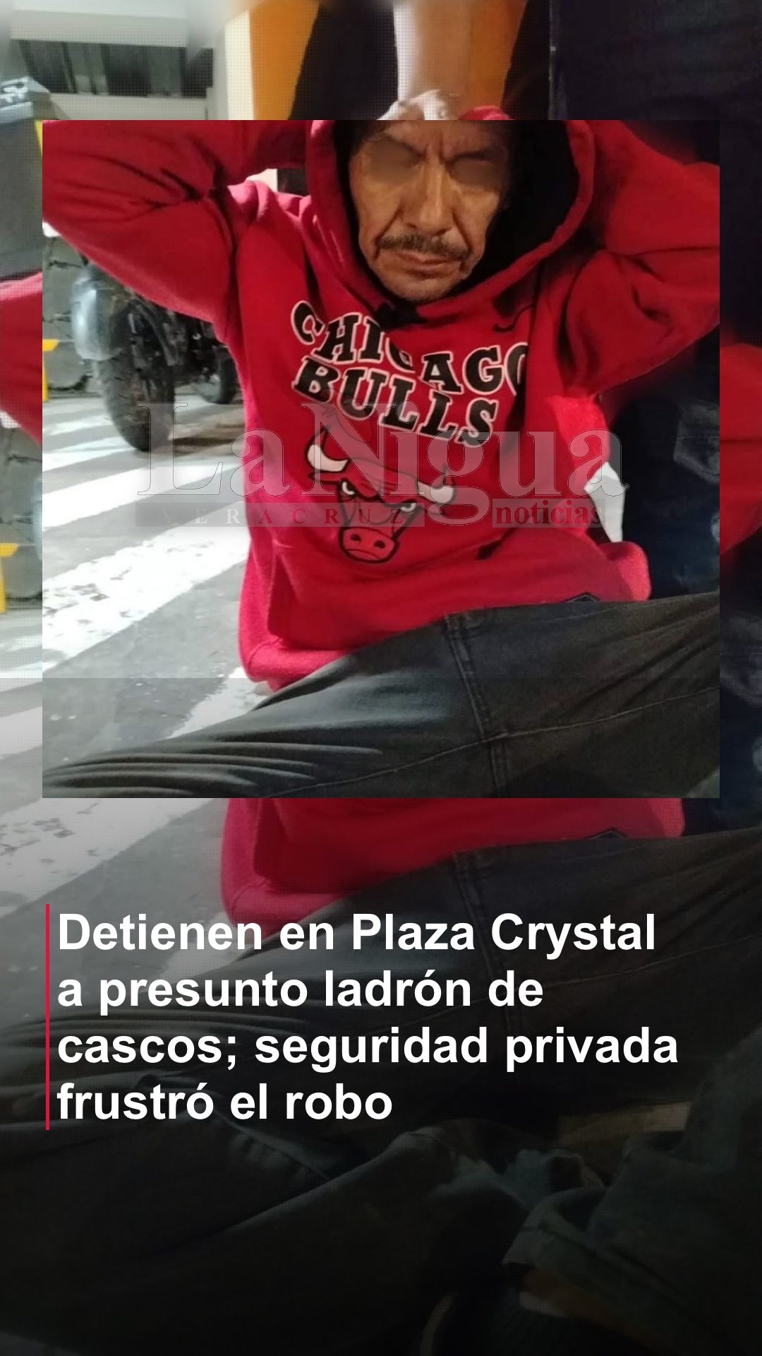 Detienen en Plaza Crystal a ladrón de cascos; seguridad privada frustró el robo