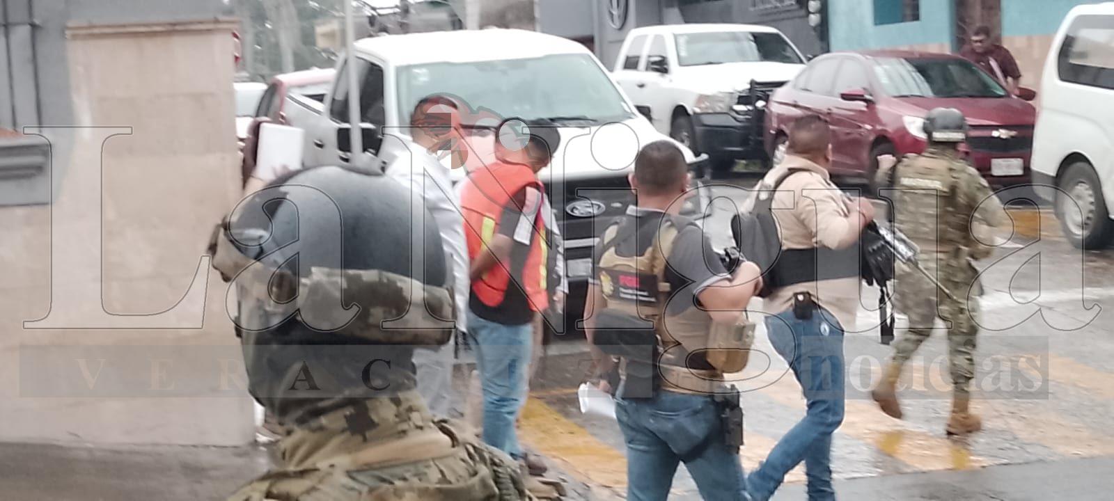 Detienen a presunto responsable de homicidio doloso calificado y delitos contra instituciones de Seguridad Pública