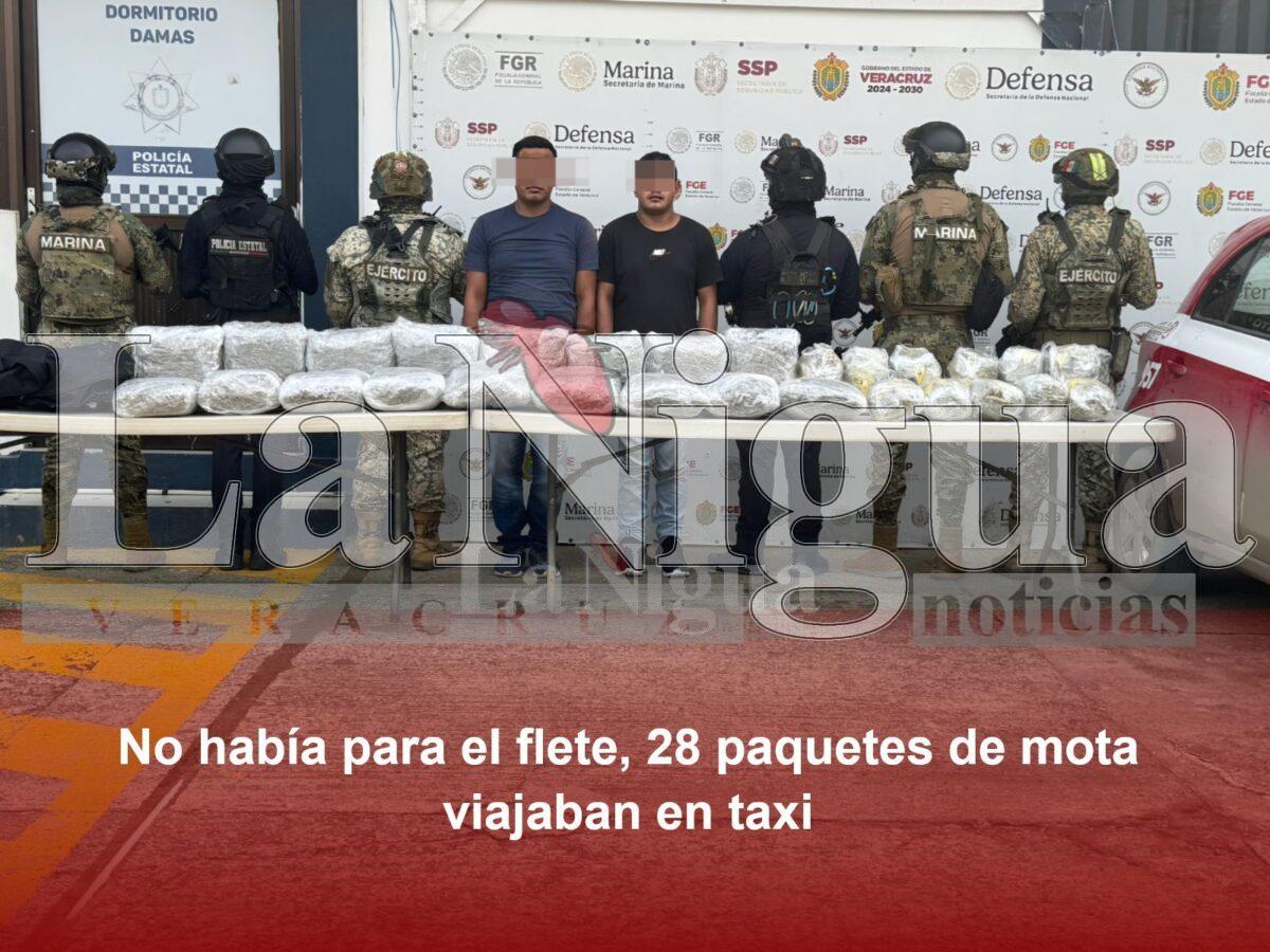 Aseguran taxi con droga durante operativo en Poza Rica; hay dos detenidos