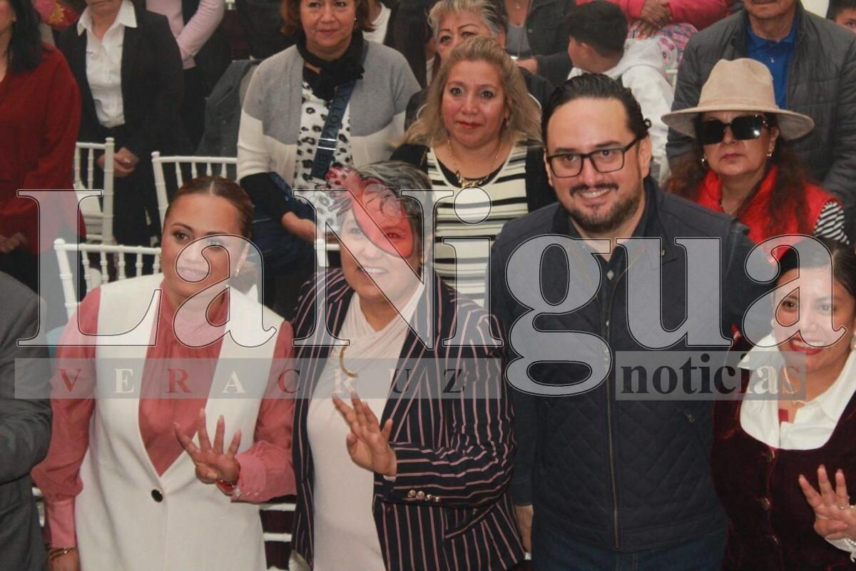 Impulsa Regidora Fernanda López Sánchez Obras, Educación y Cultura en Tultepec Durante 2025