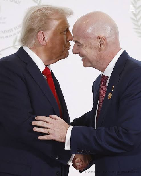 Gianni Infantino es denunciado por presunta violación a la neutralidad política de la FIFA tras respaldar a Donald Trump