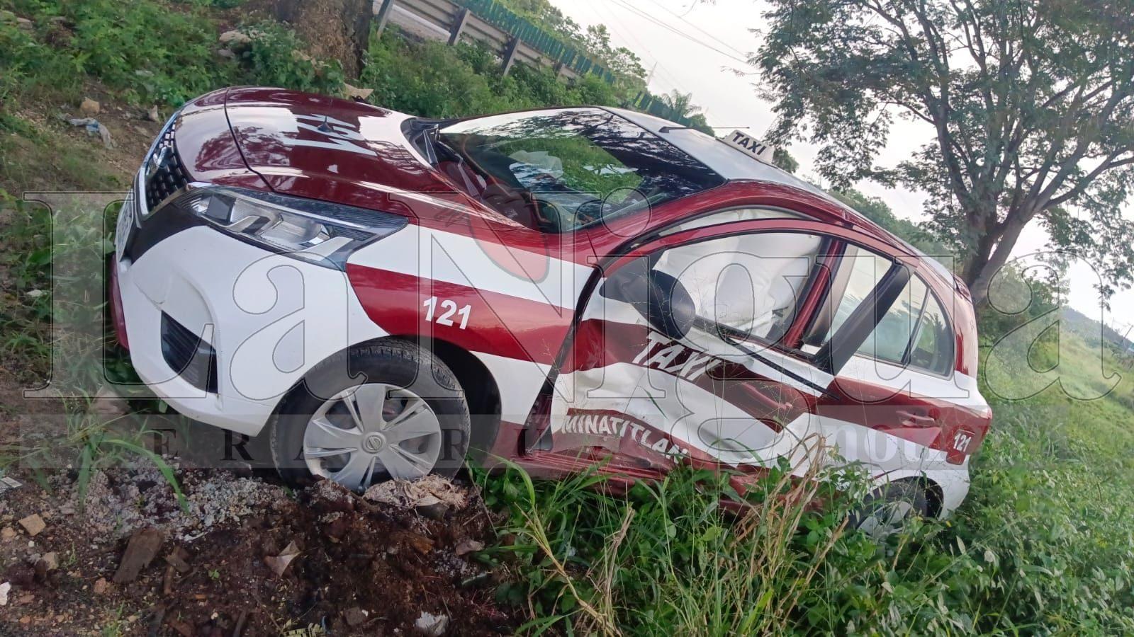 DEJAN FUERA DE CIRCULACIÓN AL 121 DE MINATITLAN SOBRE AUTOPISTA COSOLEACAQUE NUEVO TEAPA