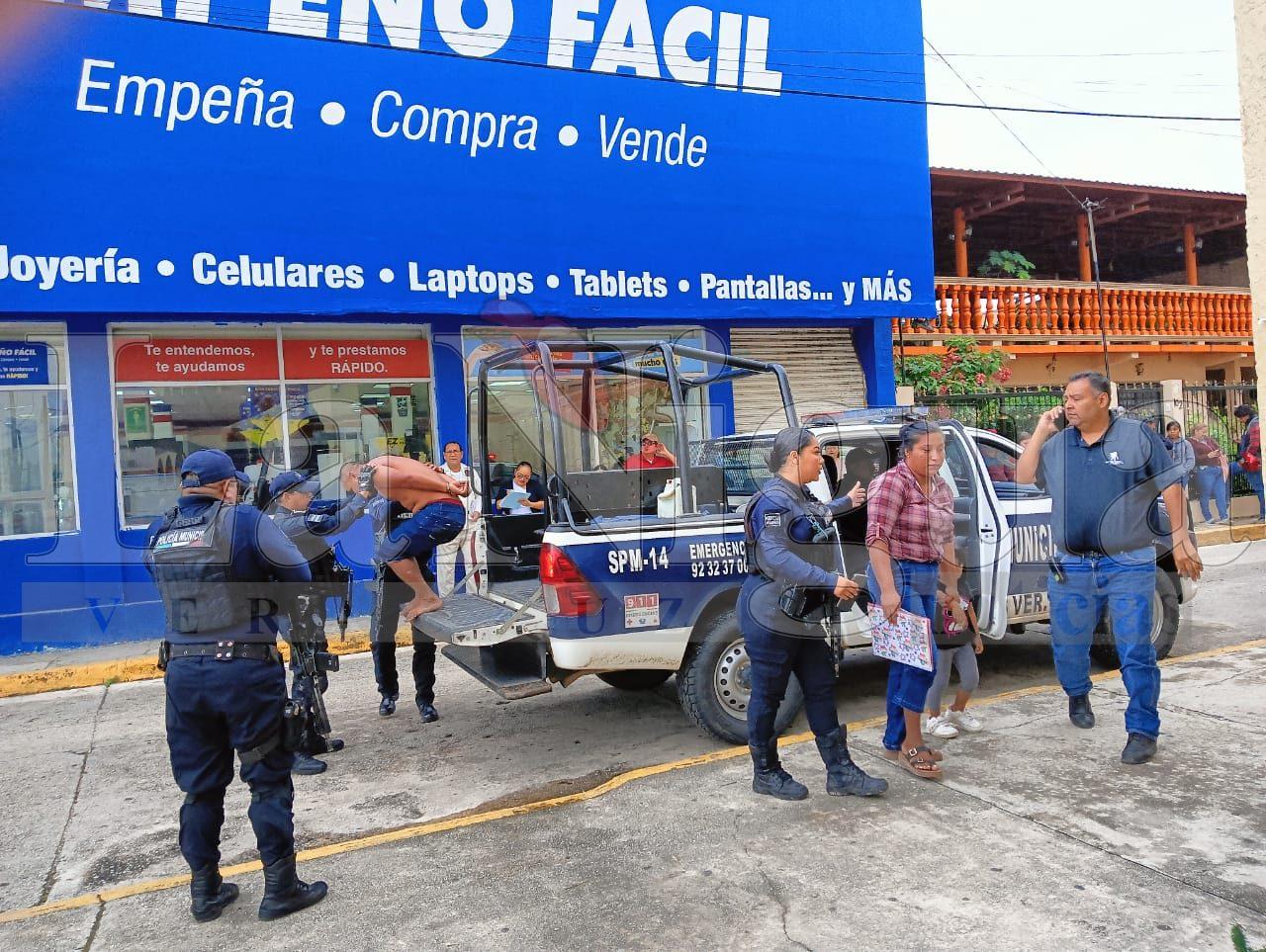 DETIENEN A SUJETO POR AGREDIR A SU PAREJA EN LAS CHOAPAS