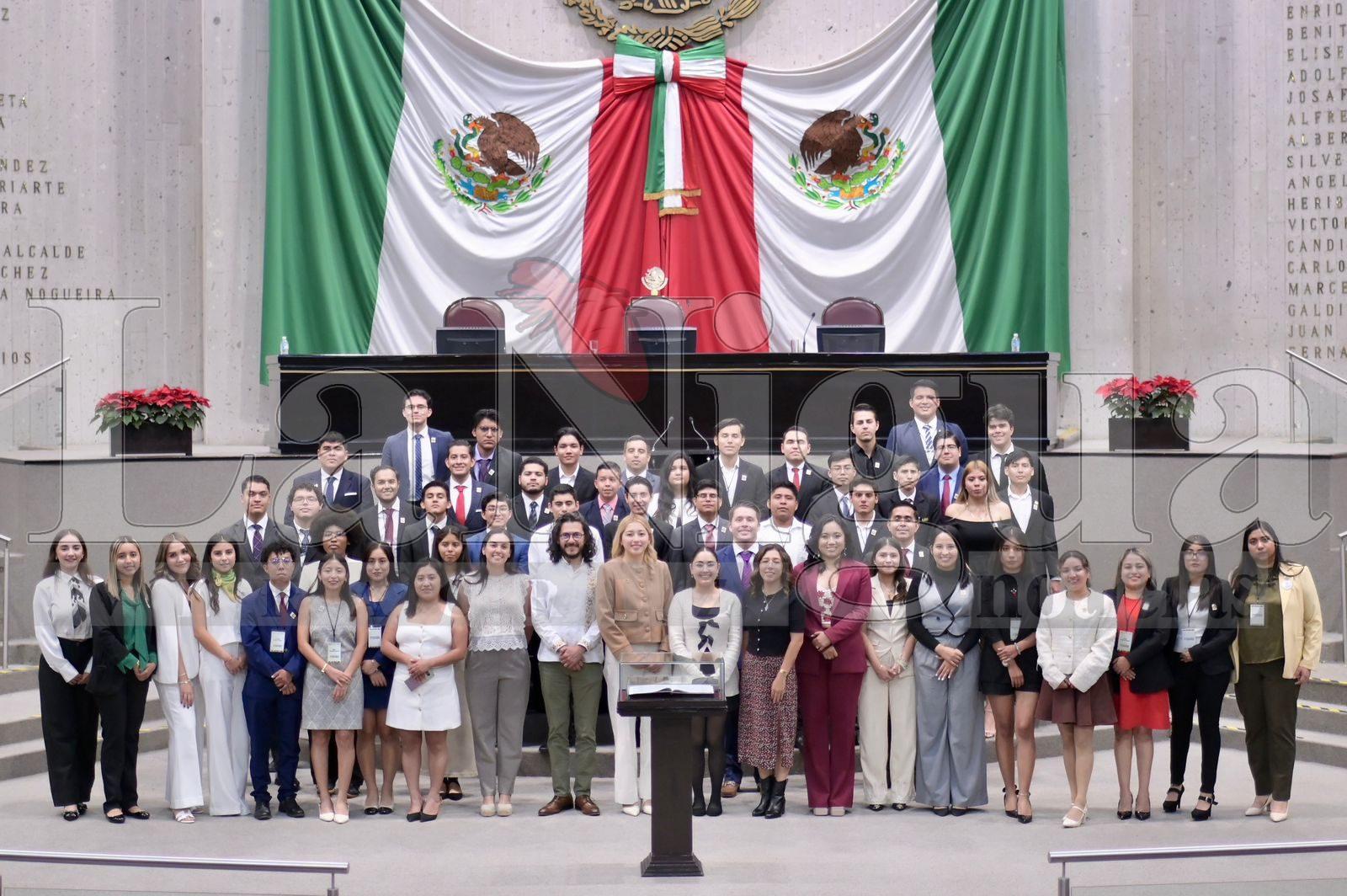 Amplia participación y propuestas sólidas en el XX Parlamento de la Juventud