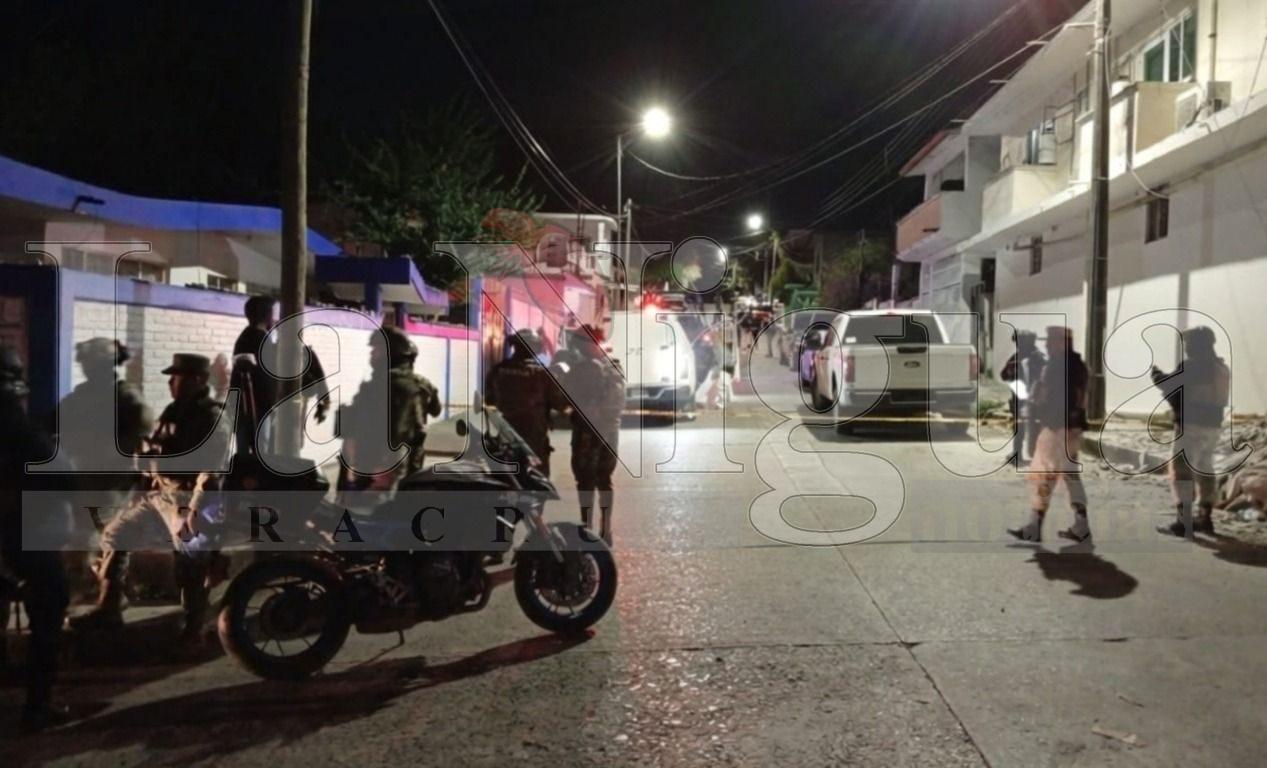 Ataque armado contra base de taxis en Tuxpan deja una mujer muerta y un hombre gravemente herido