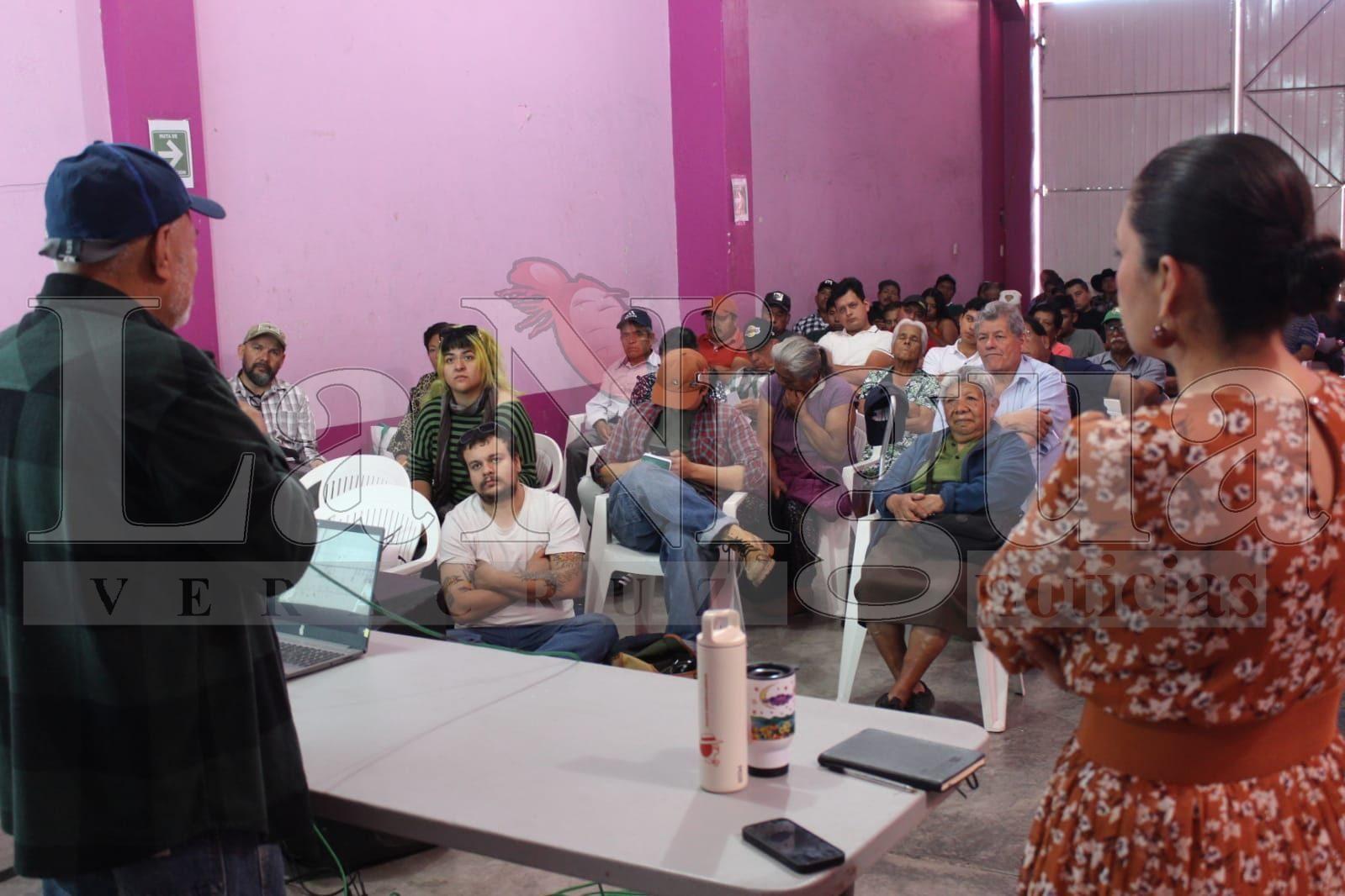 ANALIZAN PRECIOS DEL CAFÉ EN IXHUATLAN