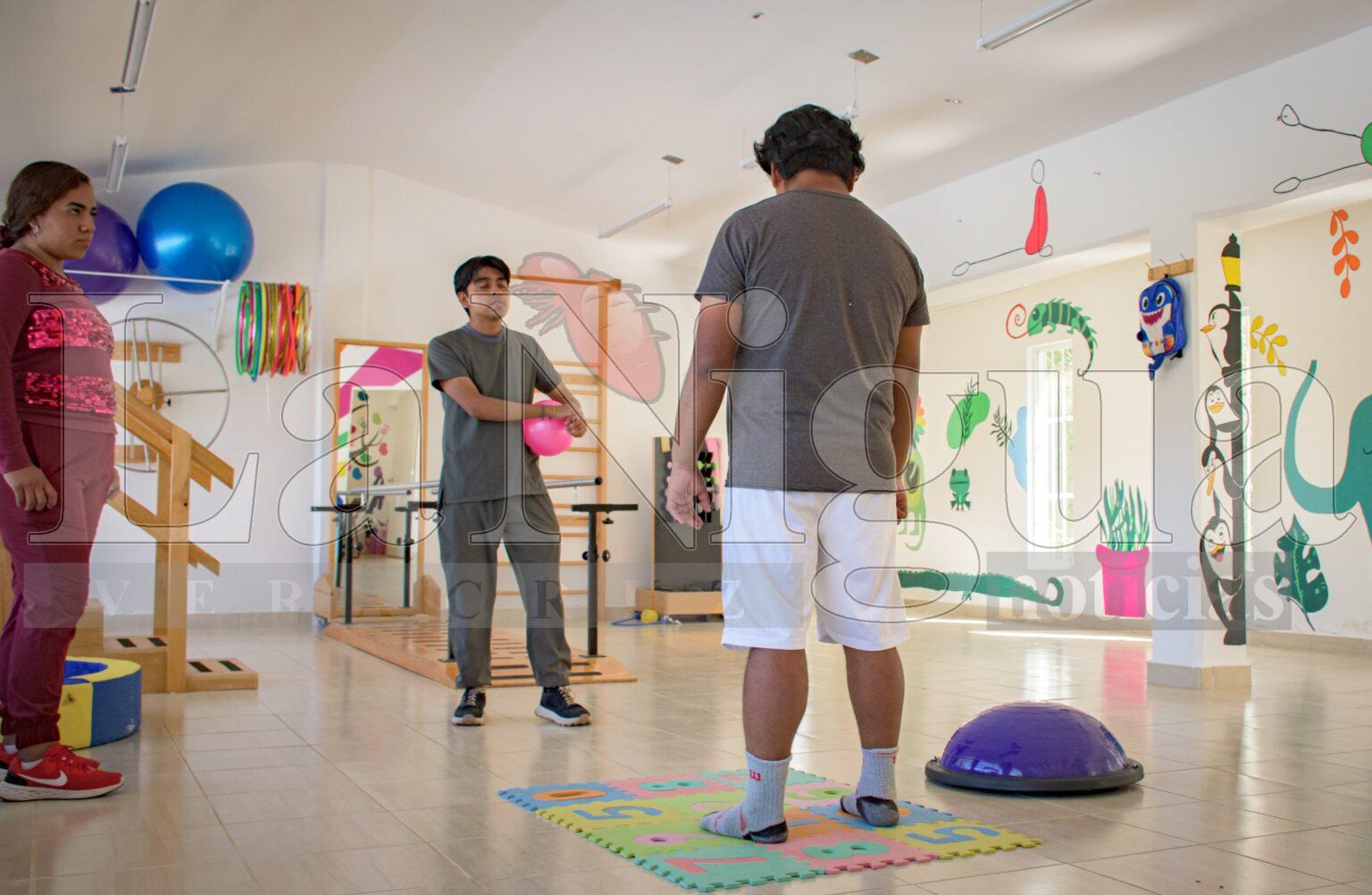 INVITAN A UNIDAD BÁSICA DE REHABILITACIÓN DE IXHUATLÁN DEL CAFÉ