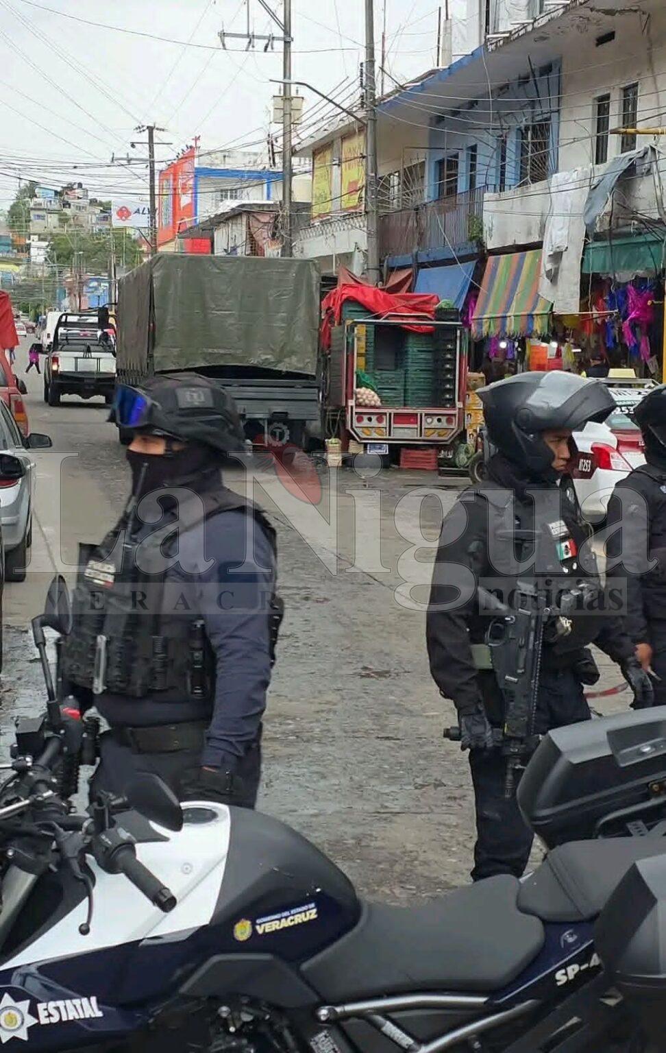 Autoridades confiscan máquinas “traga monedas” en negocios de Martínez de la Torre
