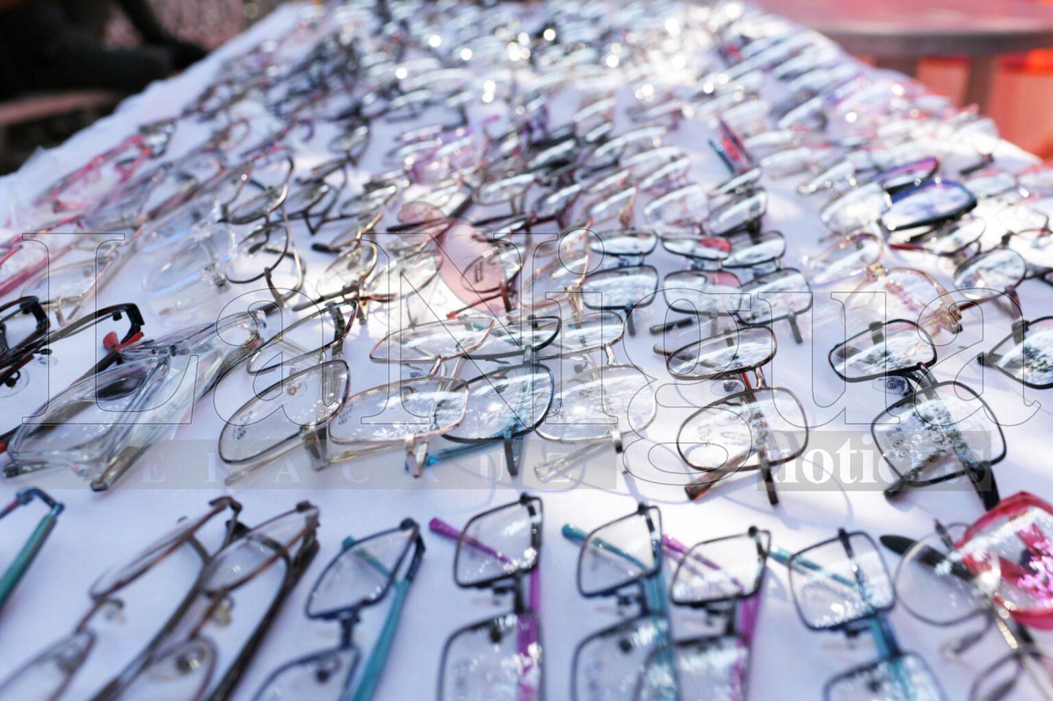 Jornada “Transformando con Visión Clara” beneficia a población de Yanga con atención visual gratuita: Zenyazen Escobar