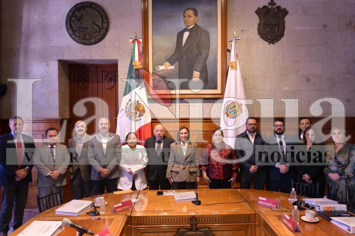 Rocío Nahle encabeza histórica sesión que consolida orden y legalidad en la UPAV