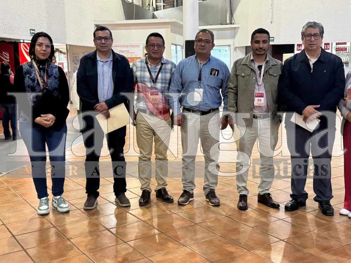 Integrantes del SMV se manifiestan en la SEV por falta de respuesta a solicitud sindical