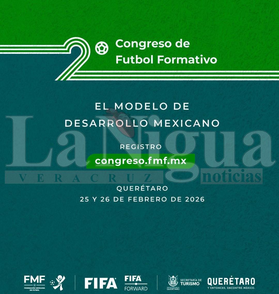 Roberto Luévano al Congreso Futbol Formativo en Querétaro